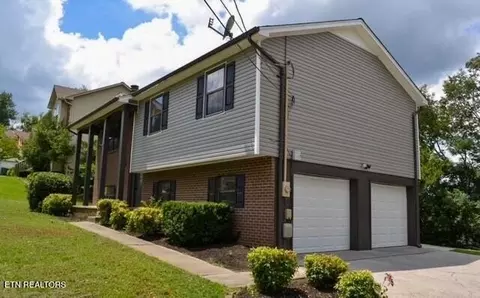1633 Dunraven Dr, Knoxville, TN 37922