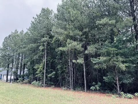3525 Crockett Pt, Jasper, TN 37347