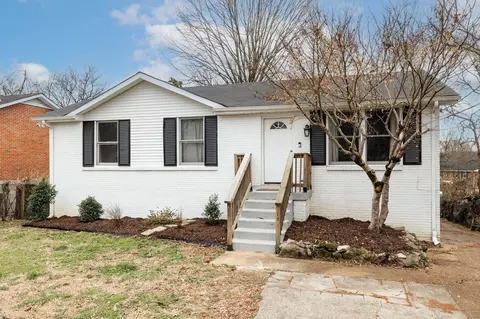 3117 Greggwood Dr, Nashville, TN 37207