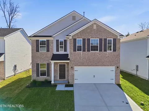8852 Keenberg Ln, Knoxville, TN 37931