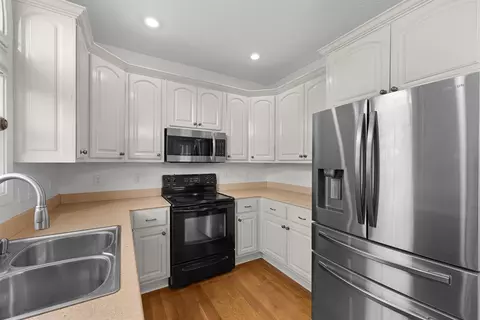 Kitchen - 140 Bogey Loop, Counce, TN 38326 photo 1 of 2