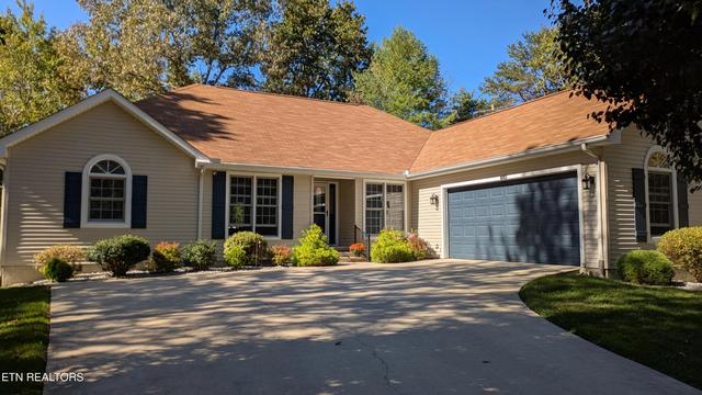 610 Westchester Dr, Crossville, TN 38558