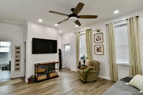Living - 412 Eells St, Loretto, TN 38469 photo 2 of 3