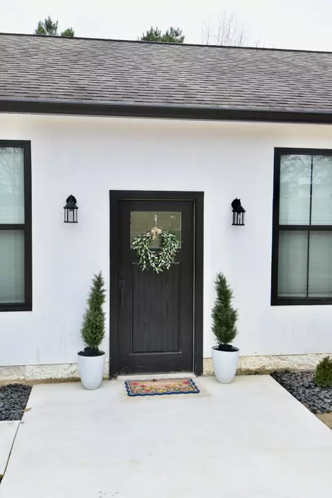 Exterior - 412 Eells St, Loretto, TN 38469 photo 4 of 6