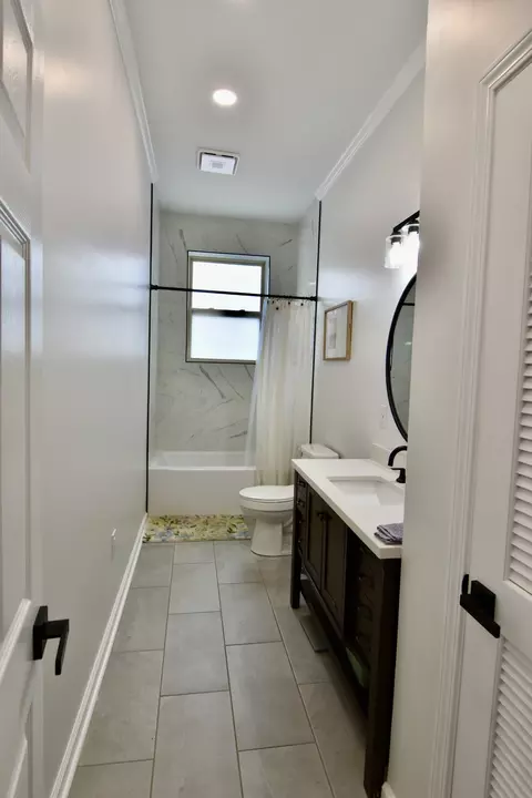 Bath - 412 Eells St, Loretto, TN 38469 photo 2 of 2