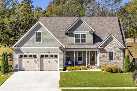 8649 Woodbury Acre Ct, Harrison, TN 37341