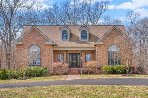 1585 Everett Ln, Hopkinsville, KY 42240