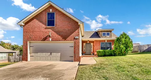 3027 Outfitters Dr, Clarksville, TN 37040
