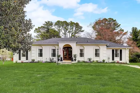8110 Patrice Dr, Brentwood, TN 37027