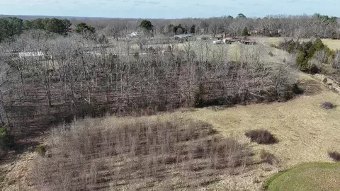 View/Area - 210 Donegan Crossing Rd, Dickson, TN 37055 photo 2 of 6