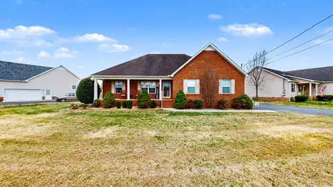 205 Graydon St, Shelbyville, TN 37160