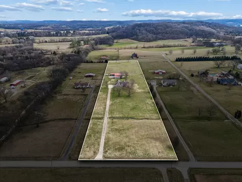 6935 Hoover Mason Ln, Mount Pleasant, TN 38474