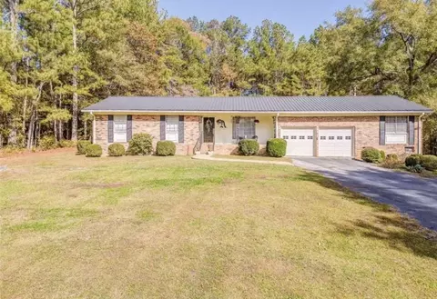 8690 Silver Hill Rd, Lyerly, GA 30730
