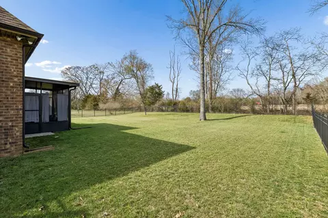 Exterior - 205 Amazonway Rdg, Murfreesboro, TN 37130 photo 14 of 17