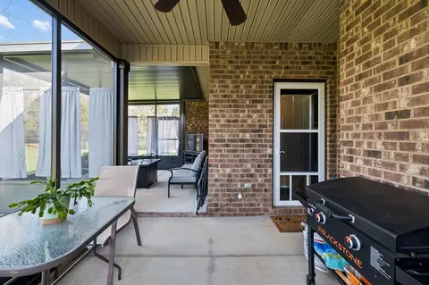 Exterior - 205 Amazonway Rdg, Murfreesboro, TN 37130 photo 7 of 17