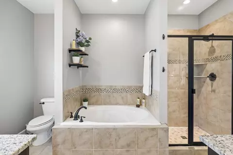 Bath - 205 Amazonway Rdg, Murfreesboro, TN 37130 photo 1 of 6