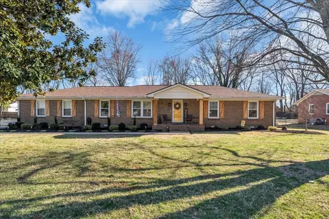 2305 Braxton Bragg Dr, Murfreesboro, TN 37129