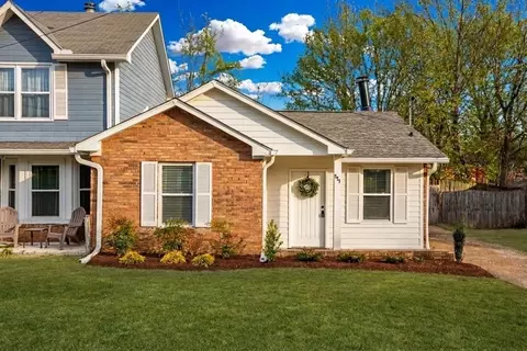 691 Mercer Dr, Hermitage, TN 37076