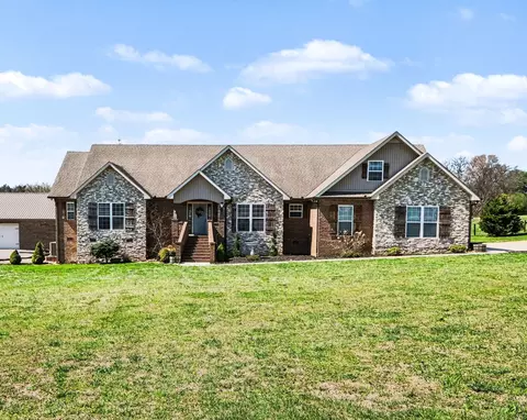 180 Clanton Ln, Wartrace, TN 37183