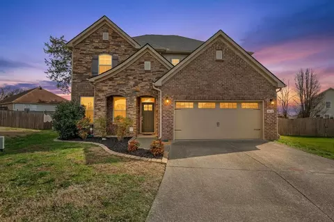 4015 Meadow Knoll Ln, Mount Juliet, TN 37122