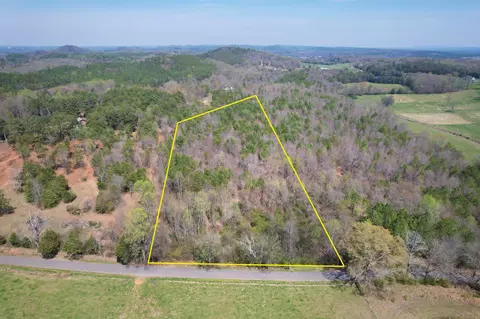 32 Old Bacon Rd NE, Charleston, TN 37310