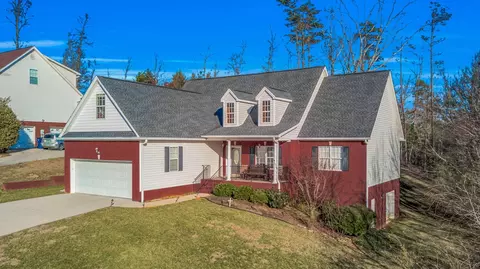 212 Brook Hollow Dr SE, Cleveland, TN 37323