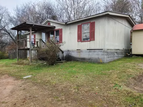 135 Mt View Rd, Sweetwater, TN 37874