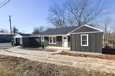 103 N Niota Rd, Englewood, TN 37329