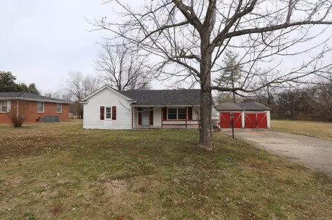 400 W Main St, Alexandria, TN 37012
