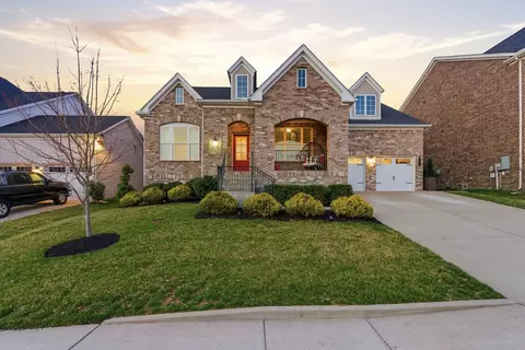 909 Easton Dr, Mount Juliet, TN 37122