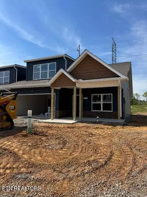 1501 Sunrise Crest Ln, Powell, TN 37849