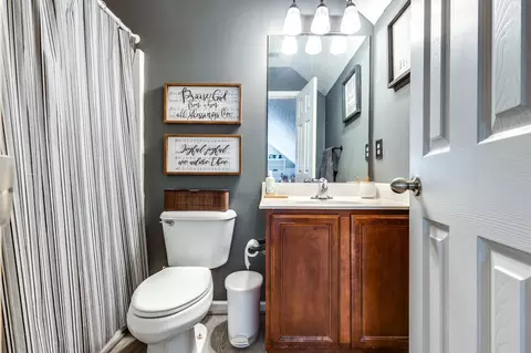 Bath - 4001 Sequoia Trl, Spring Hill, TN 37174 photo 4 of 4