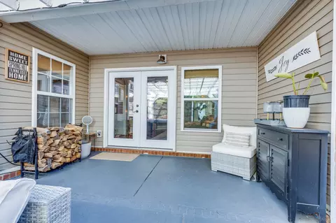 Exterior - 4001 Sequoia Trl, Spring Hill, TN 37174 photo 5 of 13