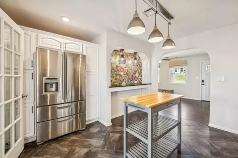 833 Rose Park Dr, Nashville, TN 37206