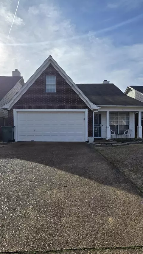 7881 Chesterfield Dr, Southaven, MS 38671