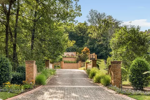 Exterior - 1805 Pace Hvn, Franklin, TN 37069 photo 14 of 17