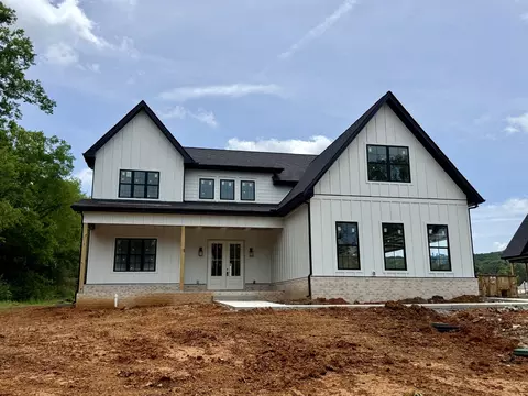 2716 Canton Dr, Murfreesboro, TN 37129