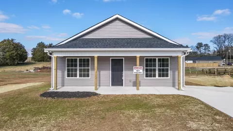1801 Reynolds Bridge Rd, Benton, TN 37307