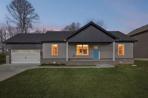 640 Avondale Rd, Oak Grove, KY 42262