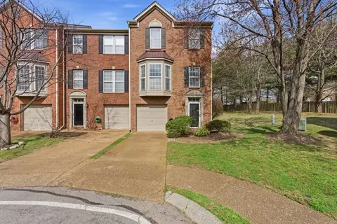 658 Huffine Manor Cir, Franklin, TN 37067