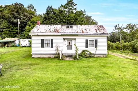 123 Sexton Ln, Clinton, TN 37716