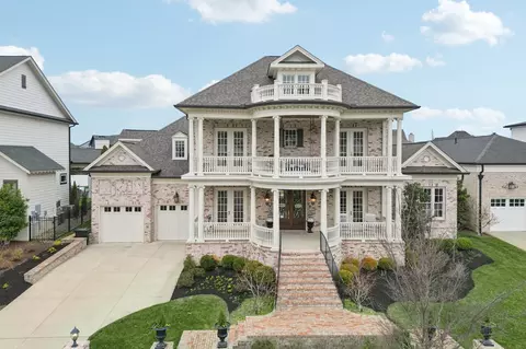 813 Stonewater Blvd, Franklin, TN 37064