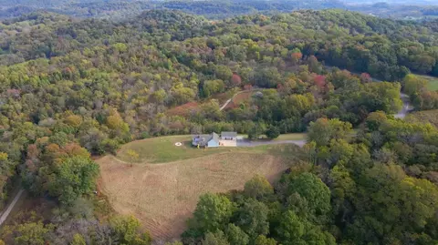 2191 Garner Rd, Mount Pleasant, TN 38474