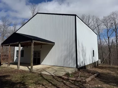Exterior - 607 Rocky Dr, Dickson, TN 37055 photo 1 of 8