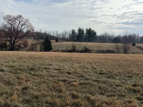 795 Mount Vernon Rd, Bethpage, TN 37022 photo 2