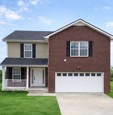 1540 Buchanon Dr, Clarksville, TN 37042