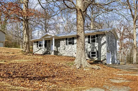 379 Oakwood Cir NE, Cleveland, TN 37312