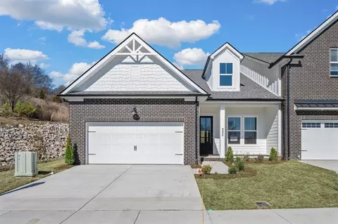 317 Buckwood Ln, Thompsons Station, TN 37179