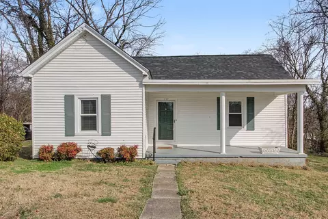 704 Fleming St, Columbia, TN 38401