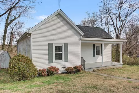 704 Fleming St, Columbia, TN 38401